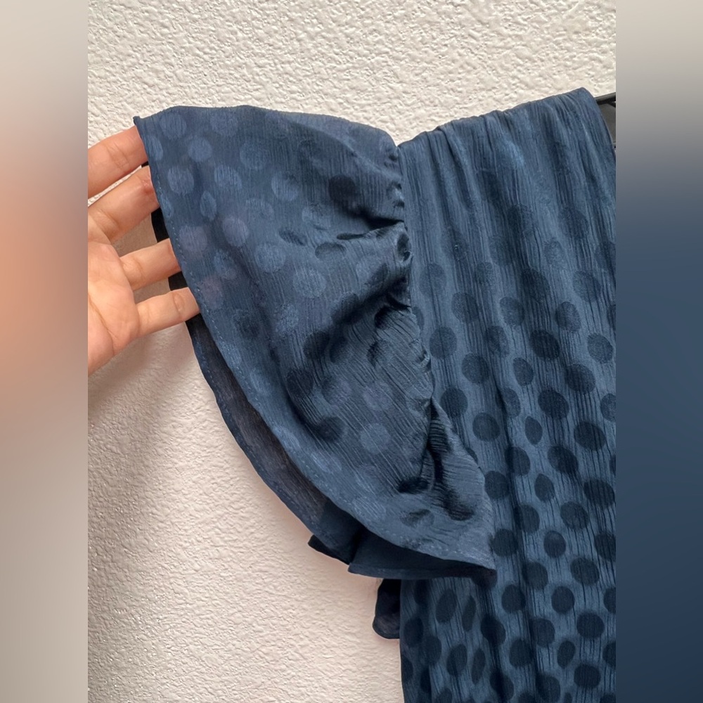 Max Studio Nwt Polka Dot Pleated Flutter Sleeve D… - image 4